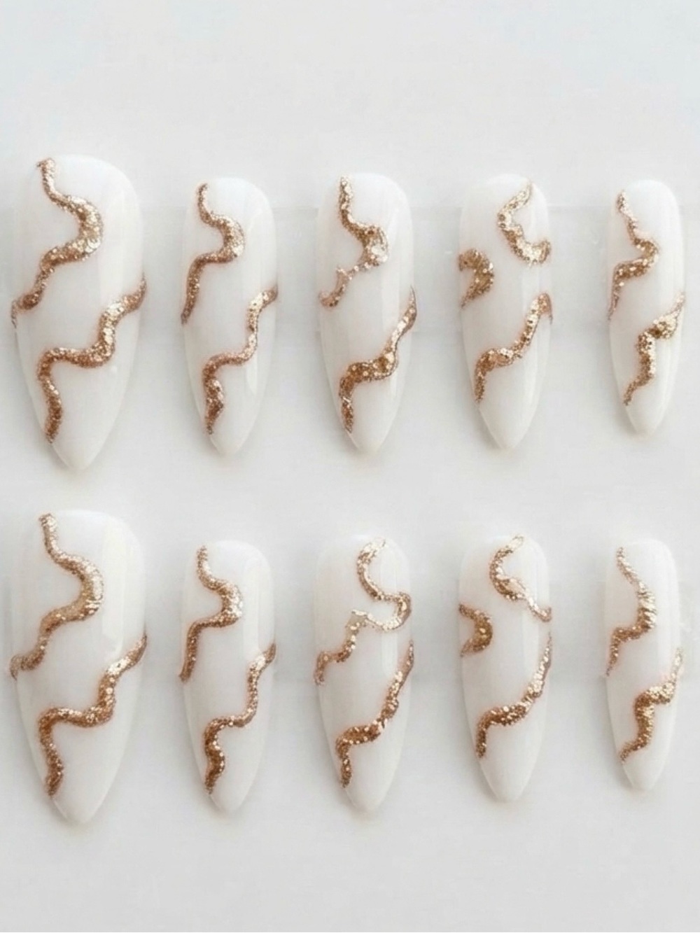 White & Rose Gold Wave Press-On Nail Set - Women Makeup